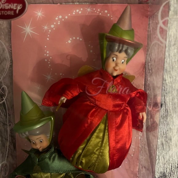 HTF! Disney Store Sleeping Beauty Fairy Godmother Doll Set - Picture 2 of 12